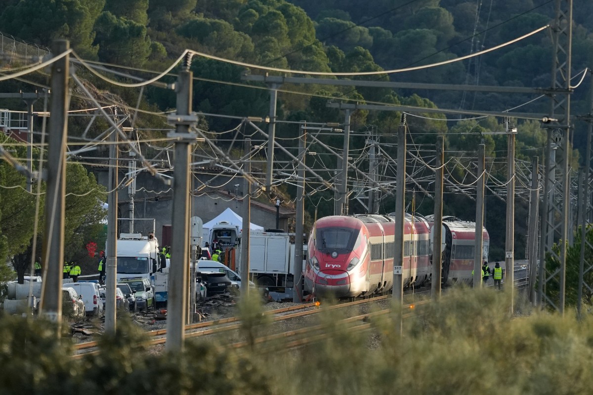 La Guardia Civil investiga contratos de ADIF a una empresa que renovó la vía en la que se produjo el descarrilamiento en Adamuz