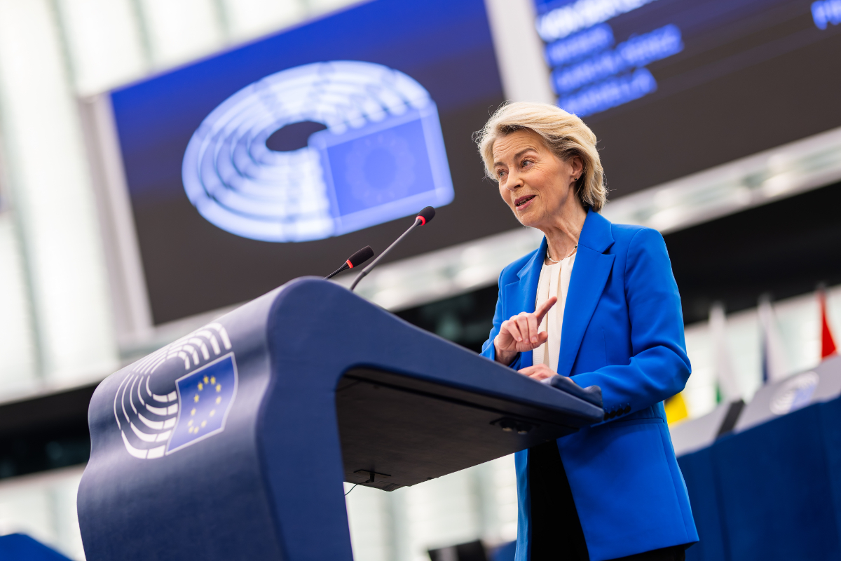 Bruselas incluye a WhatsApp en el régimen de control de la Ley de Servicios Digitales y dispara las alarmas por la libertad de expresión
