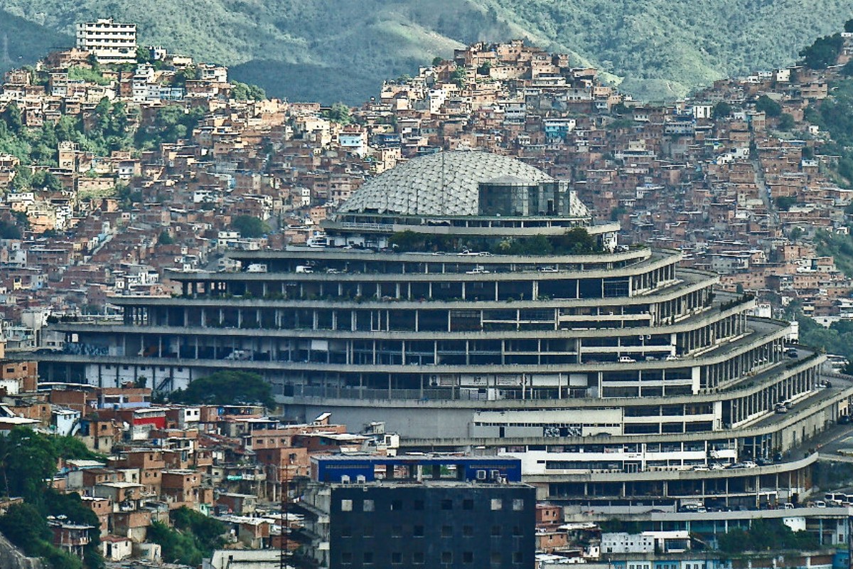 Al menos cinco españoles entre los presos políticos excarcelados por el régimen venezolano