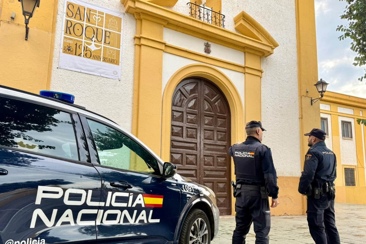 Un inmigrante marroquí, condenado a dos años de prisión por sembrar el pánico con un cuchillo de grandes dimensiones en una iglesia de Almería