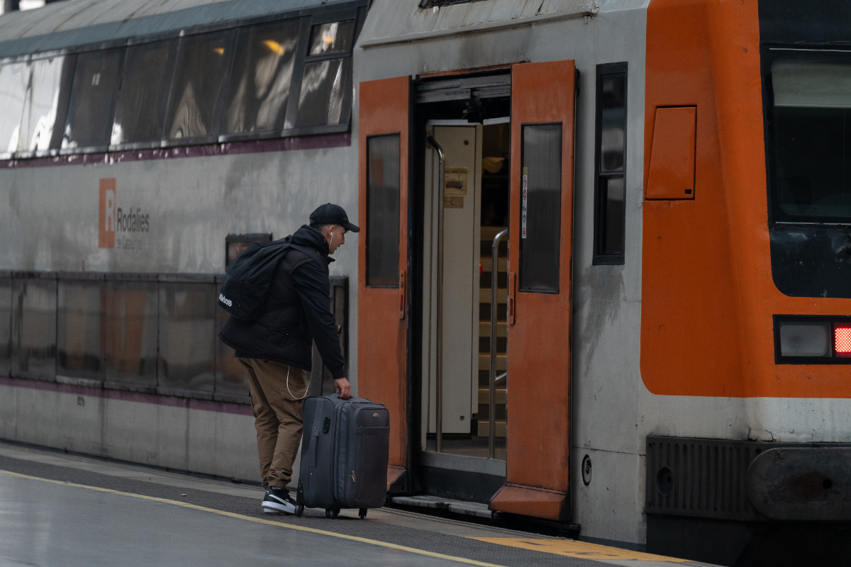 Generalitat solicita a Adif y Renfe la «suspensión total» de Rodalies hasta que se garantice plenamente la seguridad
