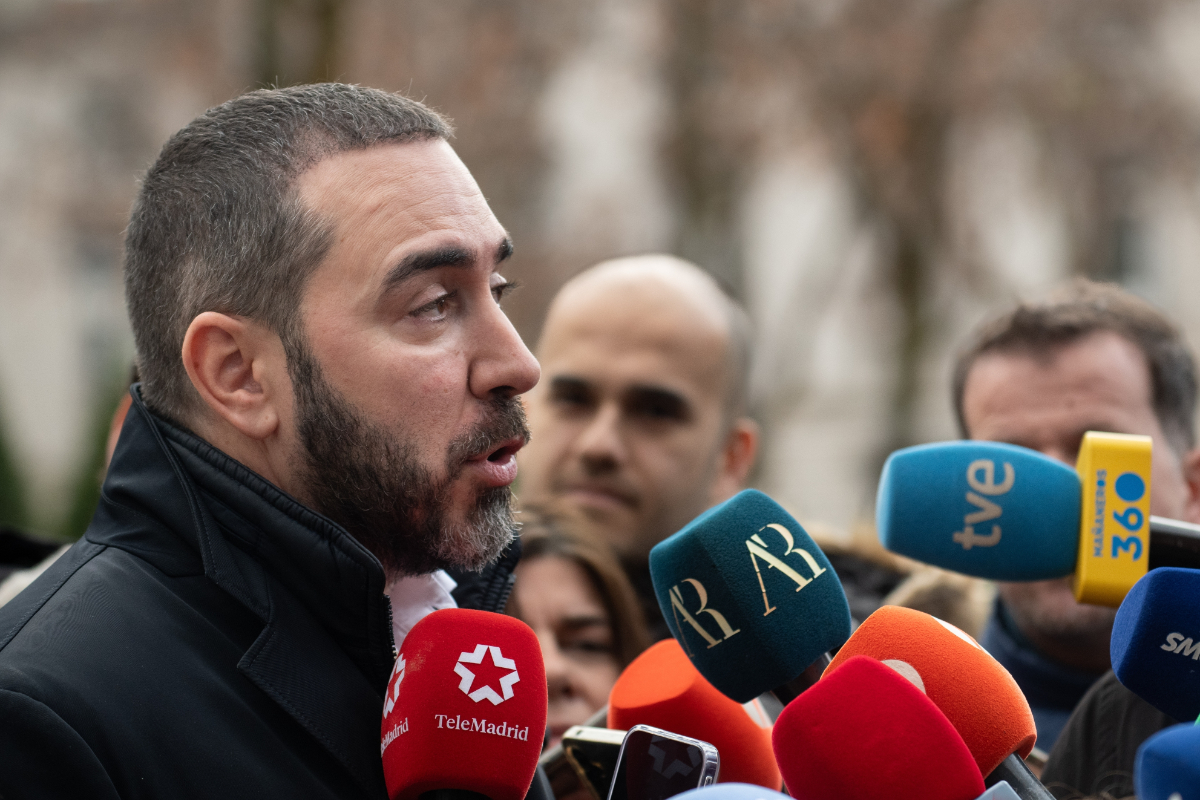 Aldama advierte al ministro Torres: «Están saliendo cositas en las que estás muy metido y van a salir más»