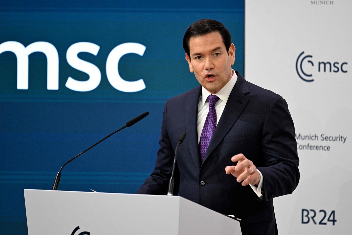 Marco Rubio reivindica los vínculos de EEUU con la Hispanidad en Múnich: «Nuestros caballos, nuestras ganaderías, nuestros rodeos… nacieron en España»