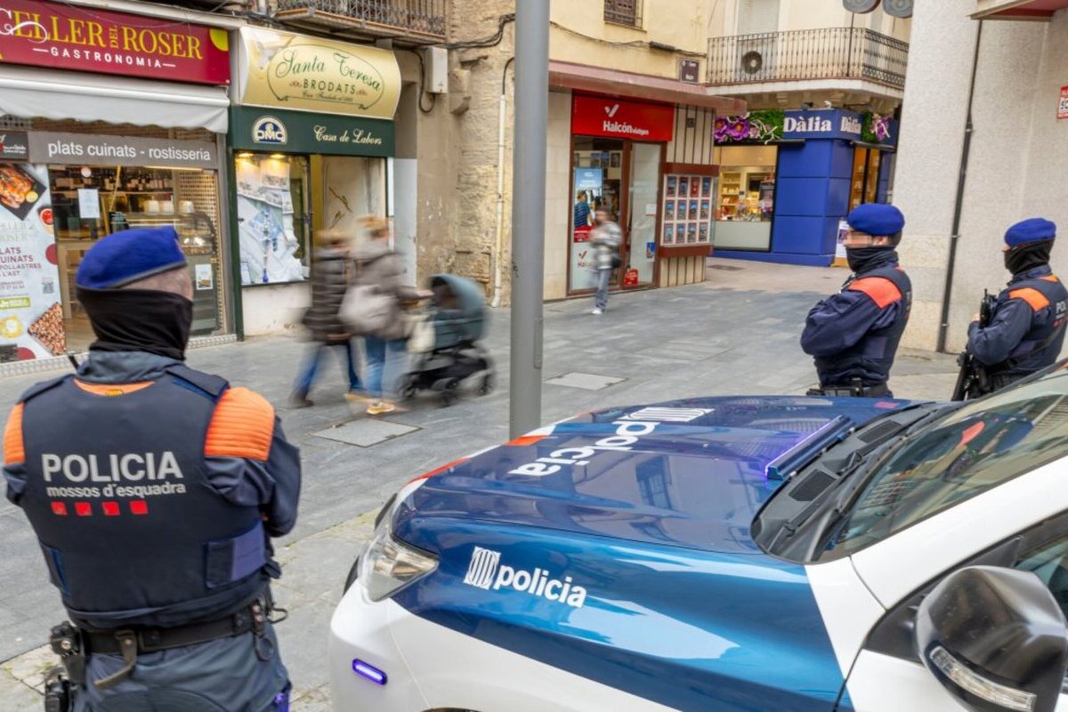 Detenida una inmigrante por intentar matar a un hombre clavándole un cuchillo en la entrepierna mientras tenían relaciones en Lérida