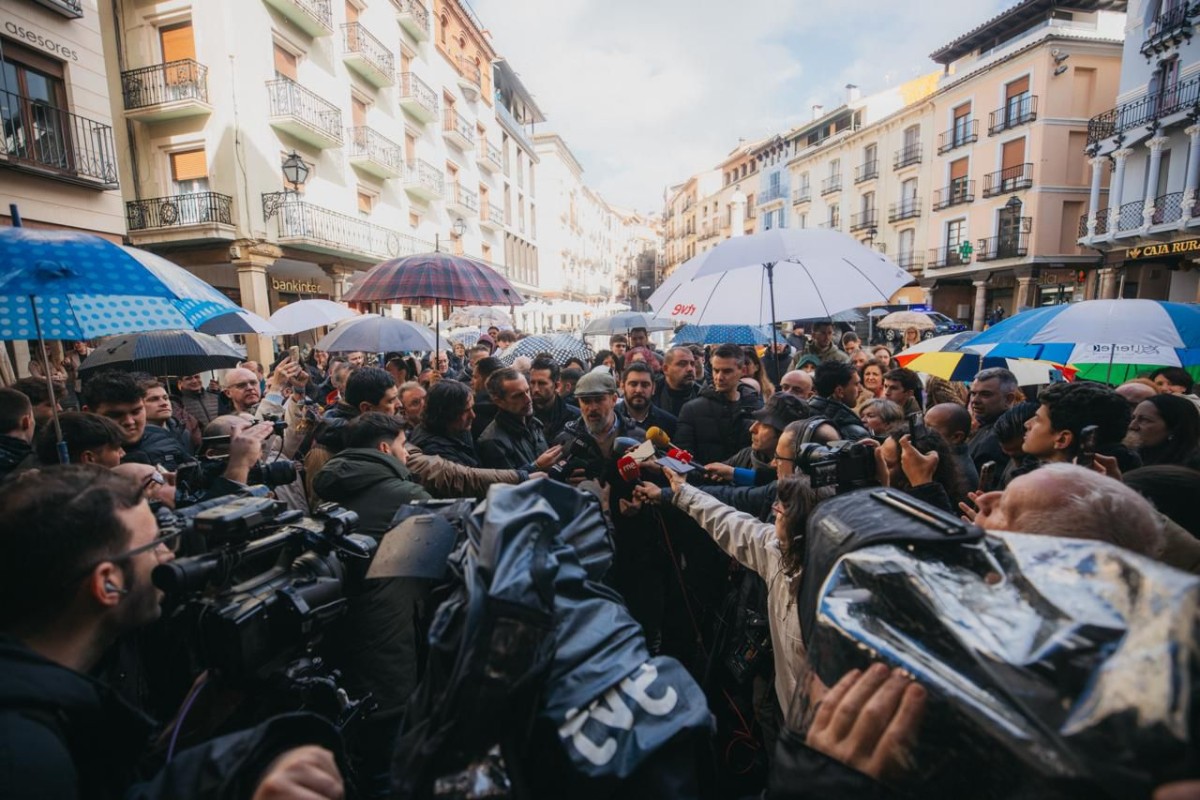 Santiago Abascal denuncia la «mafia» del PSOE, la «estafa» del PP y la «traición» de Teruel Existe, y reivindica a VOX como única alternativa