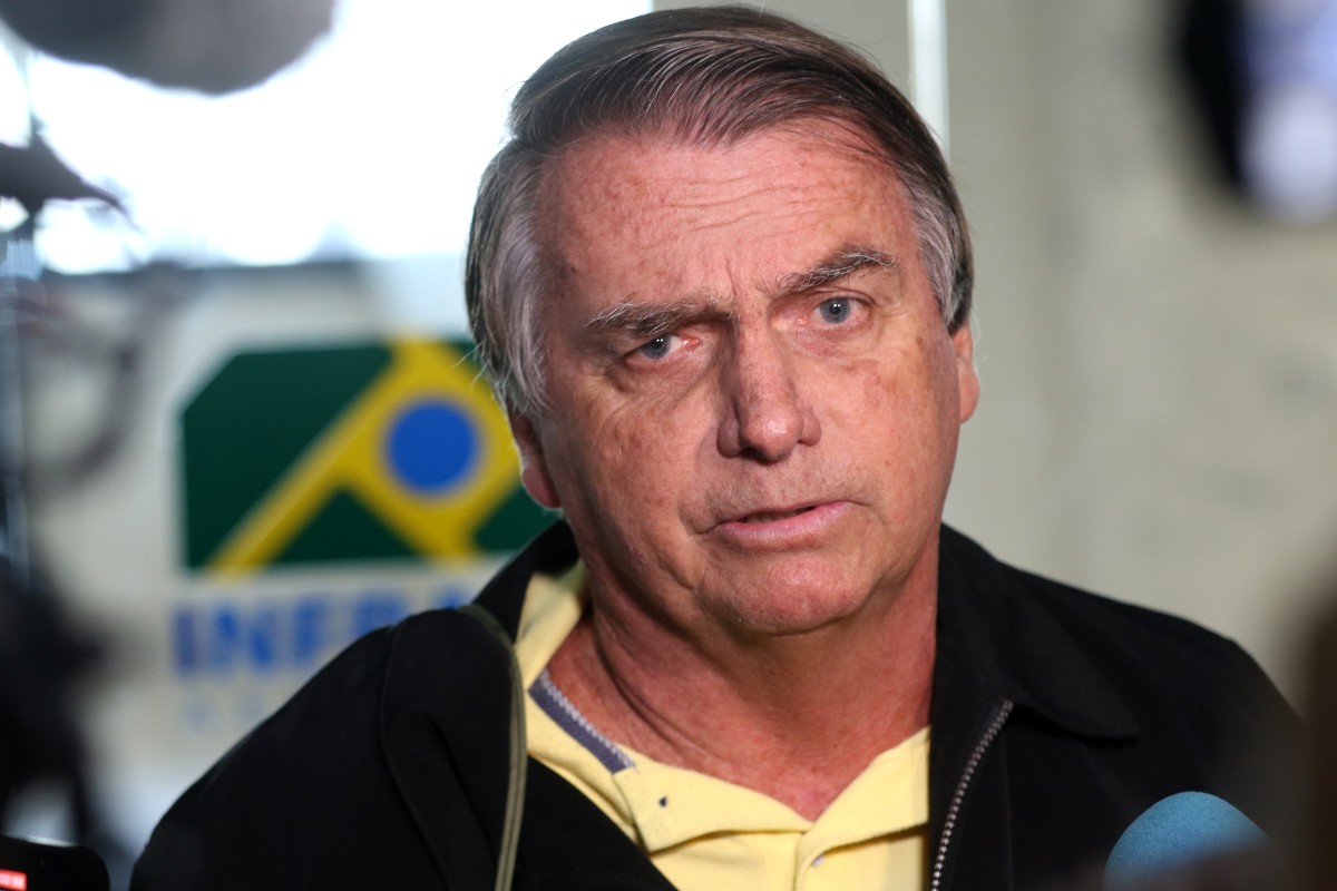 Un informe de la Policía señala que el expresidente Jair Bolsonaro amerita seguimiento médico continuo
