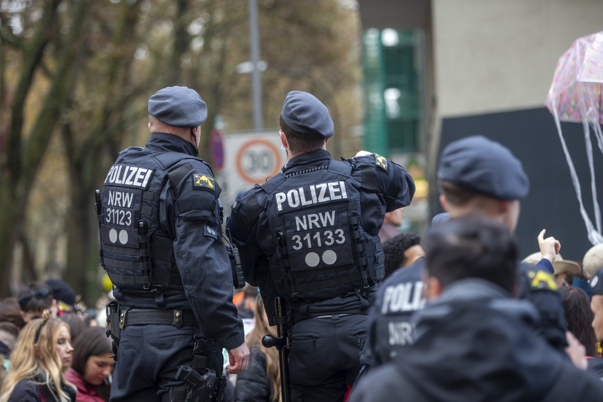 Un inmigrante sirio apuñala 15 veces y asesina a su esposa en Alemania tras anunciarle que quería dejarlo