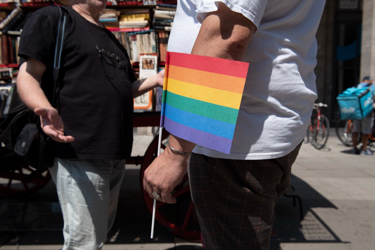 La Fiscalía de Hungría presenta cargos contra el organizador de la marcha LGBTI en la ciudad de Pécs: «Ha violado la libertad de asociación y reunión»