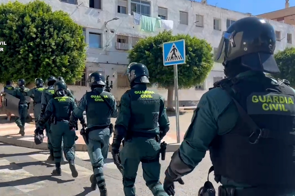 Un banda de magrebíes utilizó en Almería la aplicación Grindr para emboscar y agredir a homosexuales