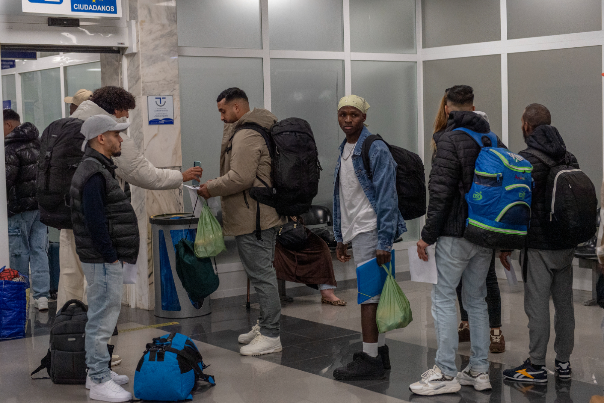 La presión migratoria se dispara en Ceuta: las entradas ilegales crecen un 378% en enero