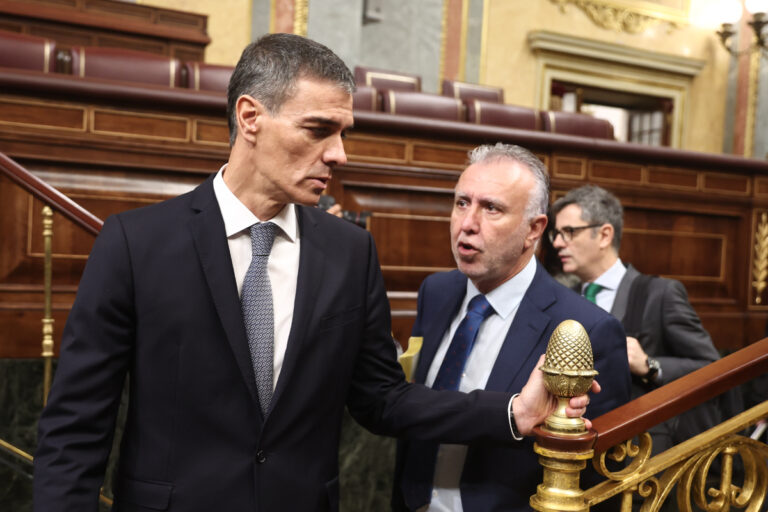 El Gobierno de Sánchez aprobará este martes un real decreto para que todos los inmigrantes ilegales accedan a la sanidad de forma gratuita