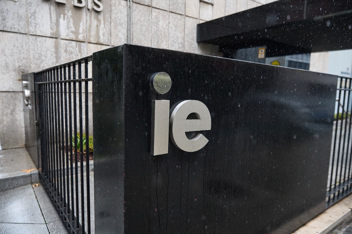 Estudiantes iberoamericanos de escuelas de élite se acogen a la «regularización» masiva del Gobierno de Sánchez