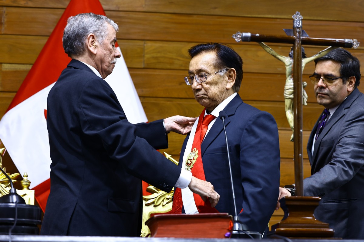 El presidente del Congreso de Perú cuestiona a José María Balcázar, nuevo mandatario interino del país: «Es un salto al vacío»
