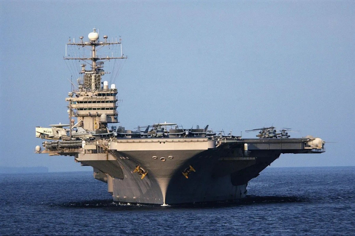 EEUU derriba un dron iraní que se acercó de forma «agresiva» a uno de sus portaviones en aguas del mar Arábigo