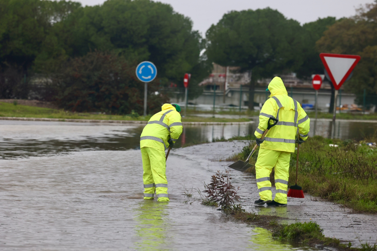 España en vilo: la borrasca Marta provoca inundaciones, desalojos y alertas en 13 comunidades