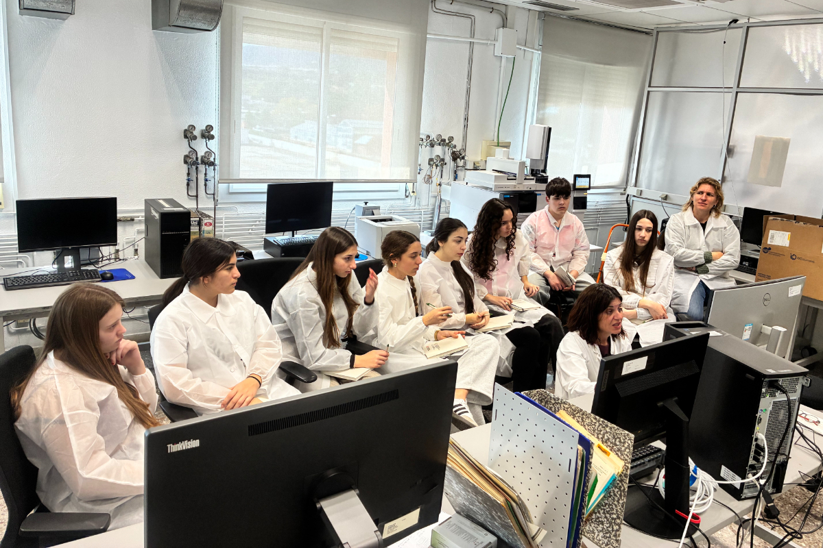 Casi el 30% de los jóvenes en España trabajan en algo que no guarda «ninguna relación» con su formación académica
