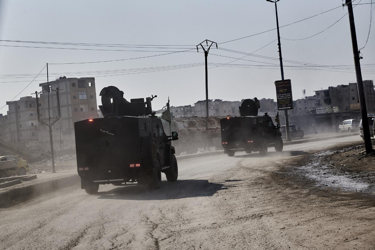 Al menos tres muertos y varios heridos en dos atentados yihadistas de Estado Islámico en el norte de Siria