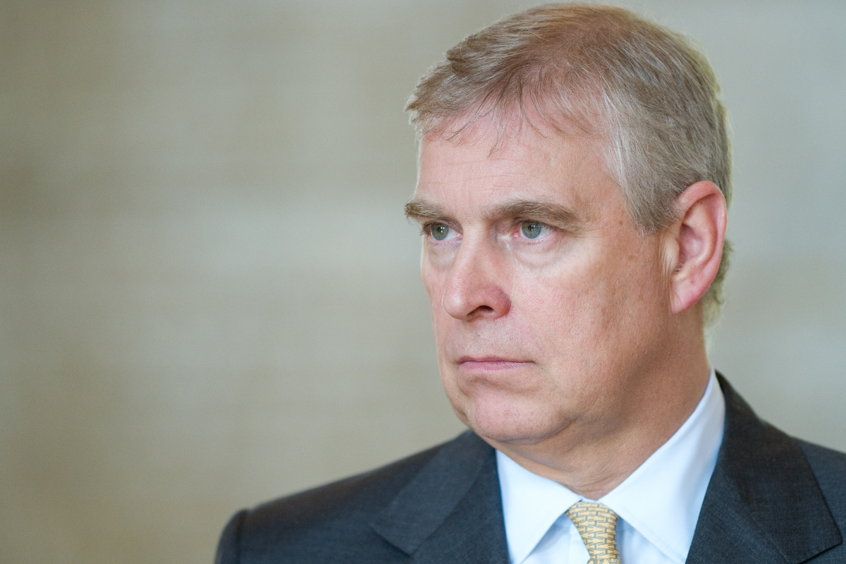 El expríncipe Andrés pudo haber usado aviones del Ejército británico para reunirse con Epstein, según el exprimer ministro Gordon Brown