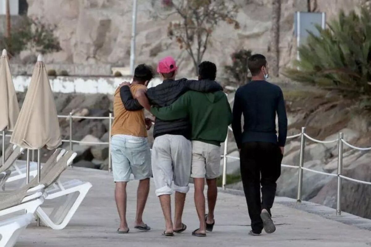 Formentera al borde del colapso al tutelar 148 menas pese a tener capacidad para sólo 12