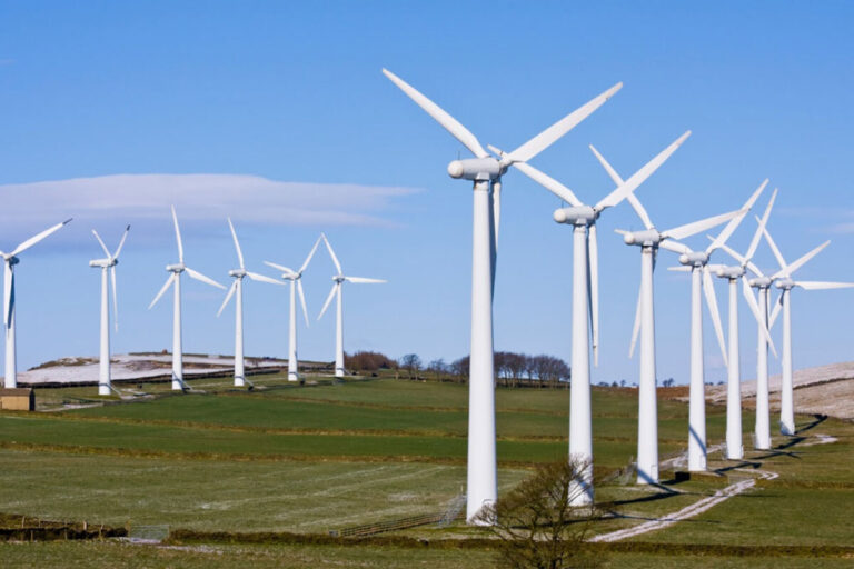 Red Eléctrica vuelve a activar el mecanismo contra apagones por la caída de la generación renovable y la falta de una central nuclear