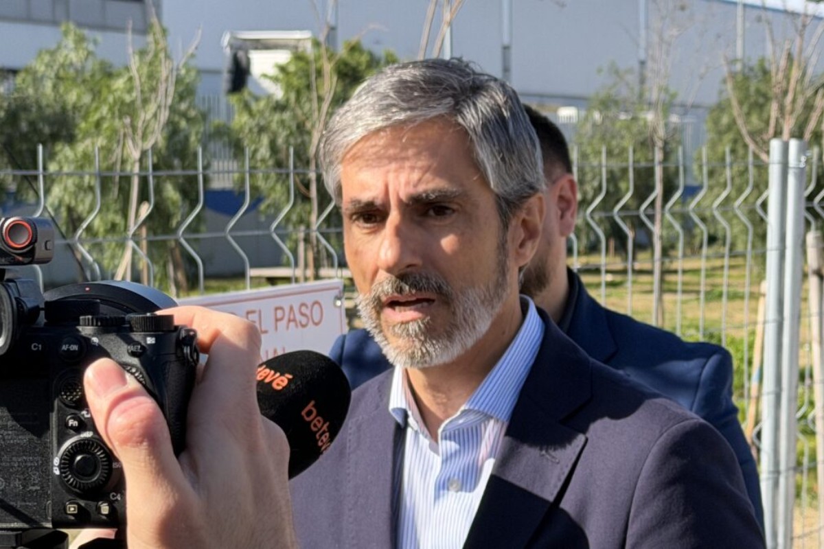 VOX denuncia el desprecio de Collboni (PSC) a la «identidad cristiana» de Barcelona: «Es un alcalde para Rabat, no para nuestra ciudad»