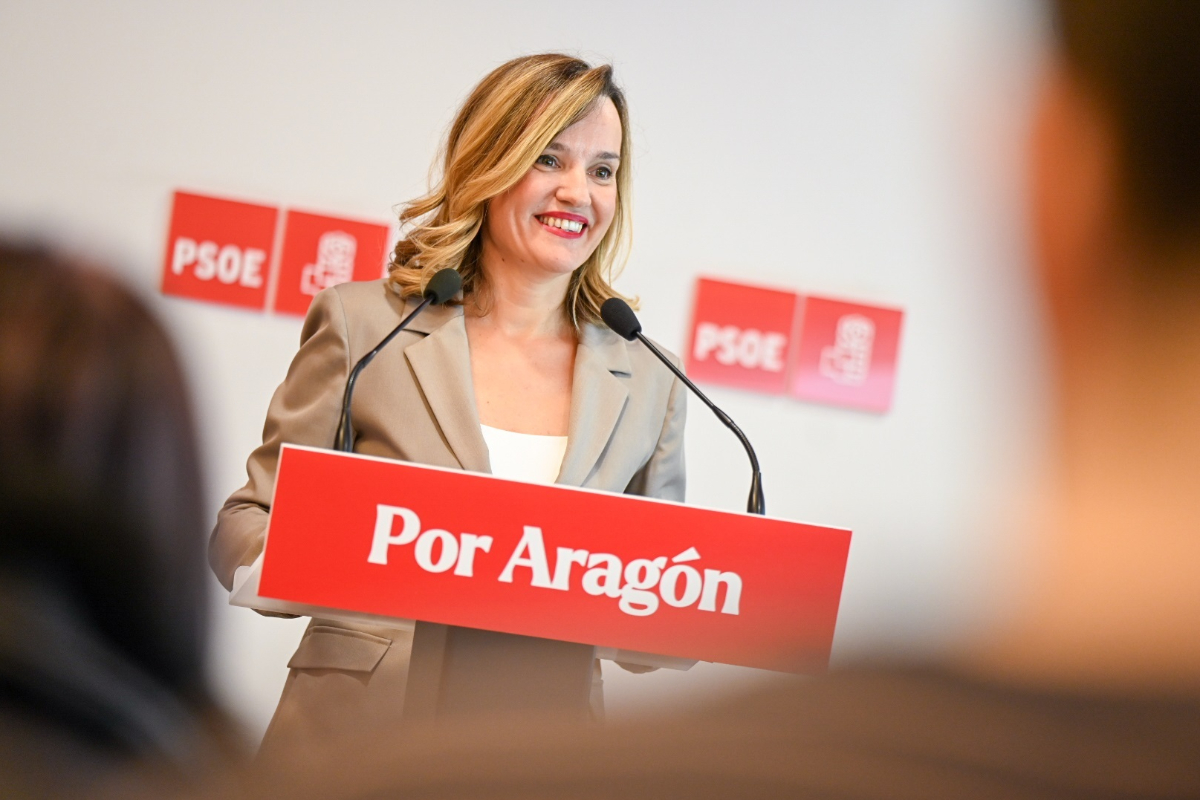 Paco Salazar sigue trabajando para el PSOE a pesar de sus escándalos sexuales: viajó a Aragón para asesorar a Pilar Alegría en la campaña electoral