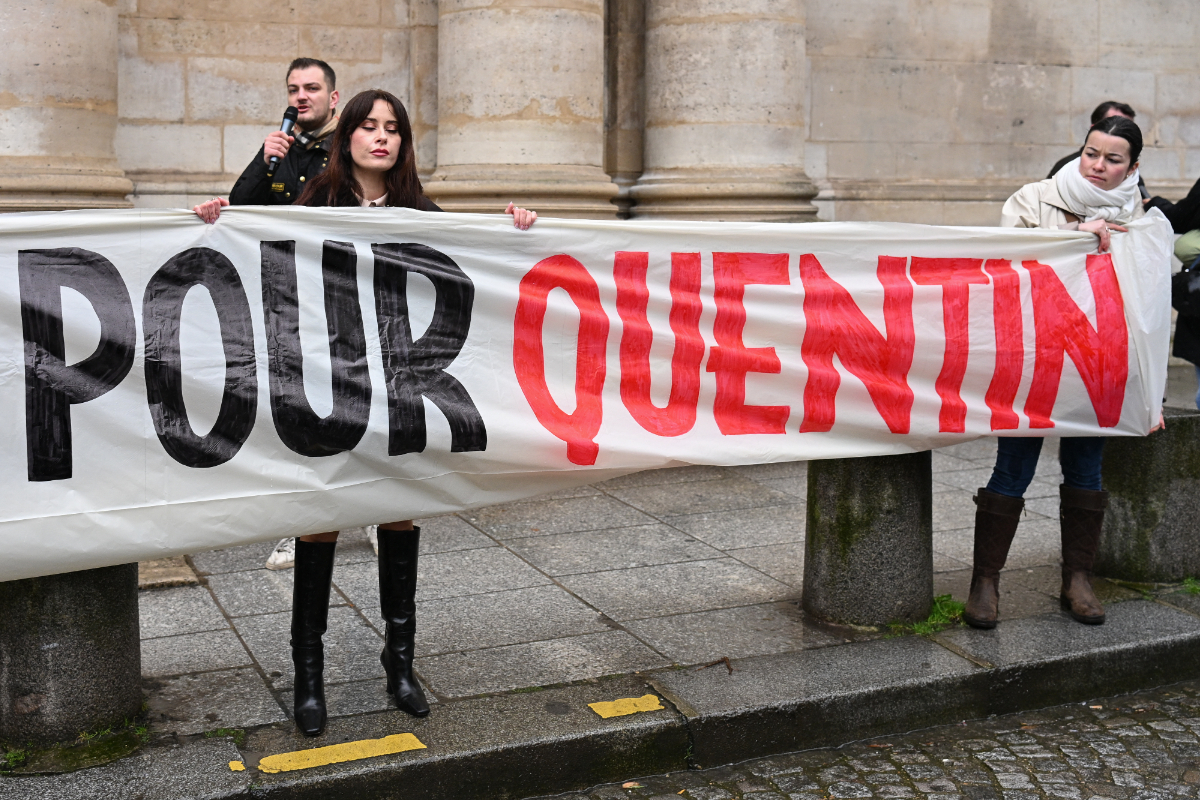 Macron intenta silenciar a Meloni por afirmar que el asesinato del joven patriota Quentin en Francia es «una herida para toda Europa»