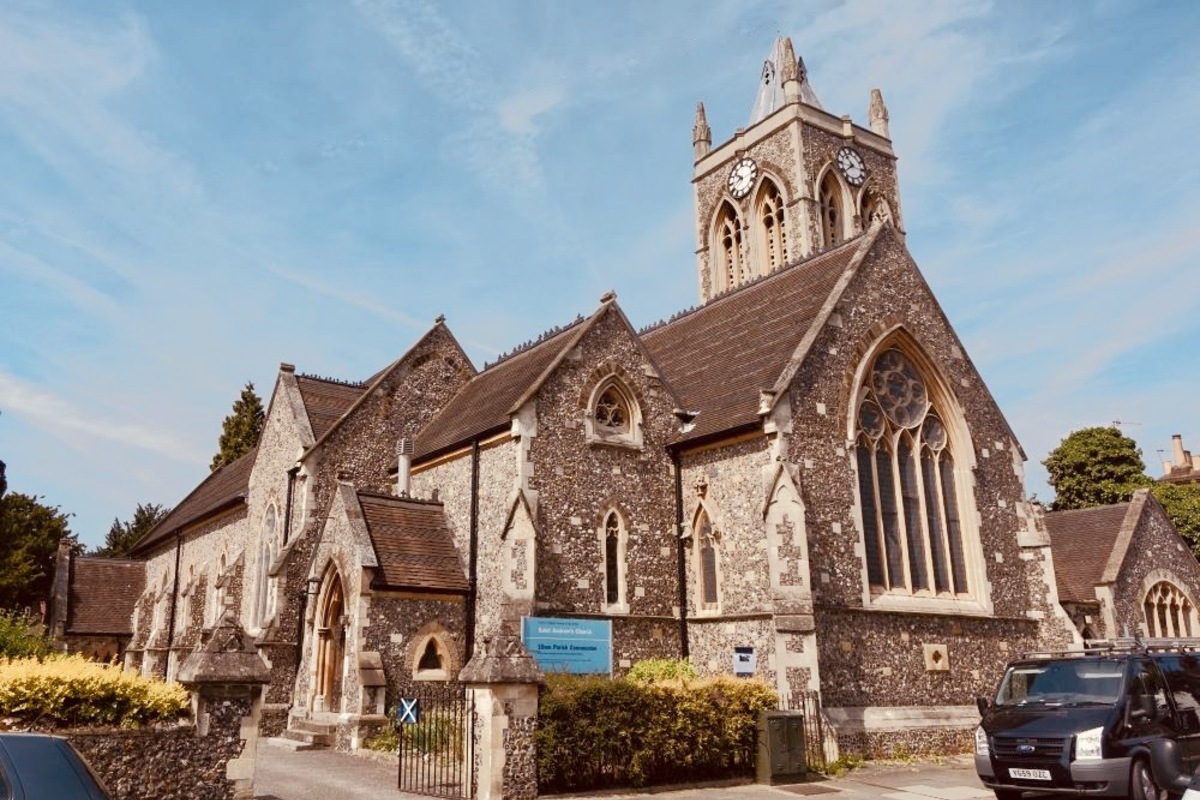 Victoria para el cristianismo: el partido patriota Reform UK logra que la iglesia de Watford no sea convertida en una mezquita
