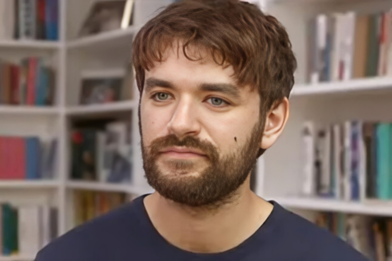 Un concejal laborista que asesoró a Keir Starmer se declara culpable por dos delitos de agresión sexual contra menores