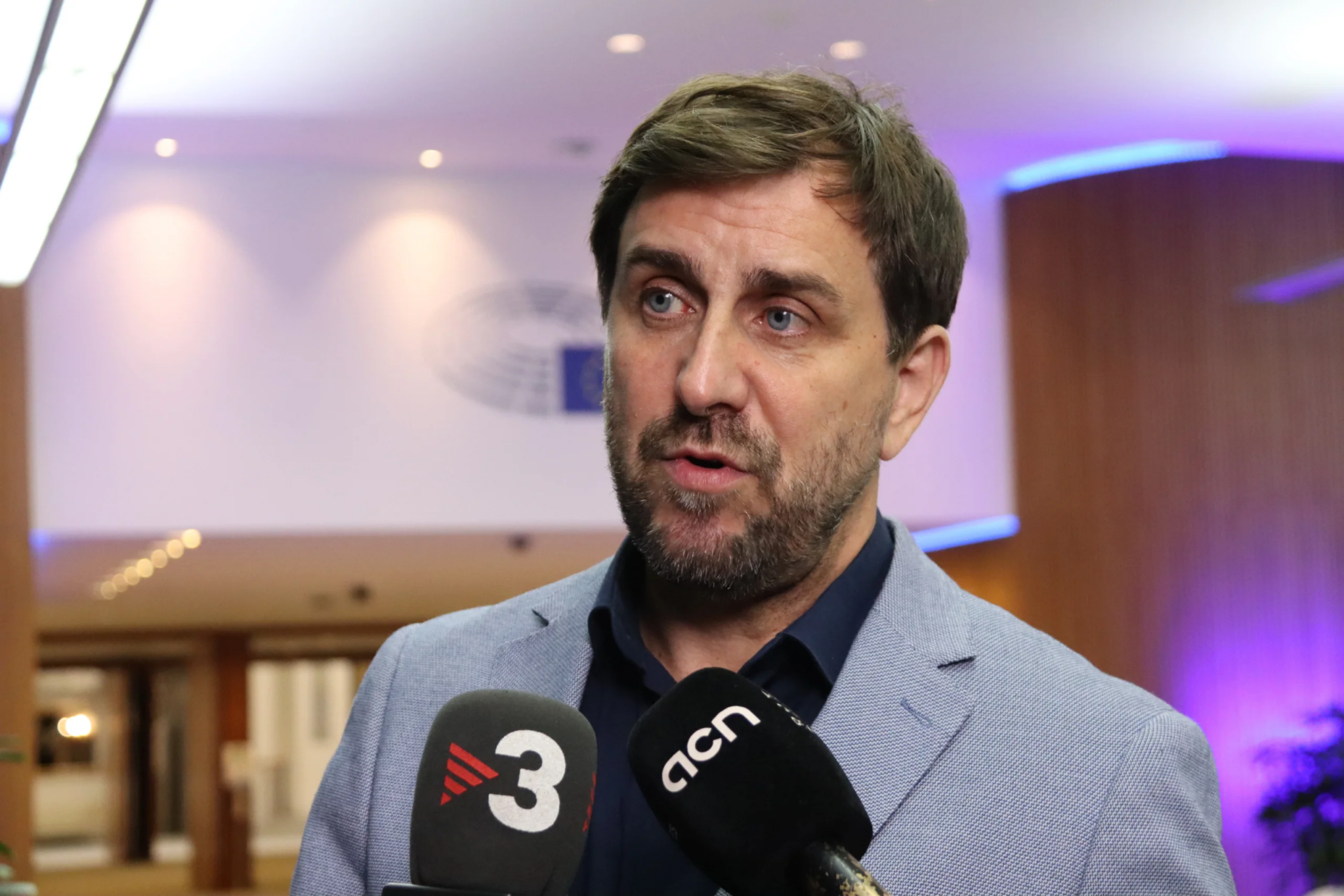 El Parlamento Europeo encuentra que hay «pruebas suficientes» para denunciar al separatista Toni Comín por acoso sexual