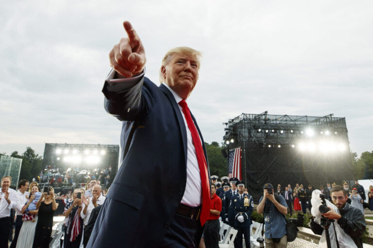 Victoria judicial para Donald Trump: un tribunal respalda al Gobierno republicano y le permitirá seguir deteniendo a inmigrantes sin fianza