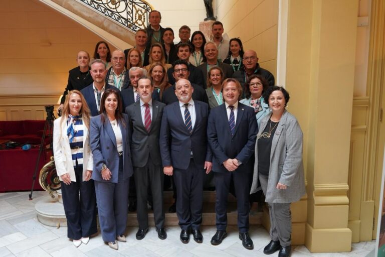 Prioridad nacional: VOX logra incluir en el plan anticrisis del Consell de Mallorca nueve millones en ayudas sólo para españoles