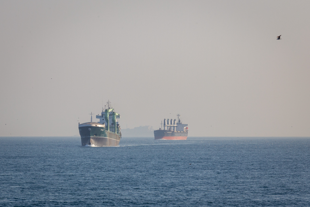 EEUU asegura que ha «debilitado» el control de Irán sobre Ormuz tras su reciente operación en la costa iraní: «No pararemos hasta alcanzar los objetivos»