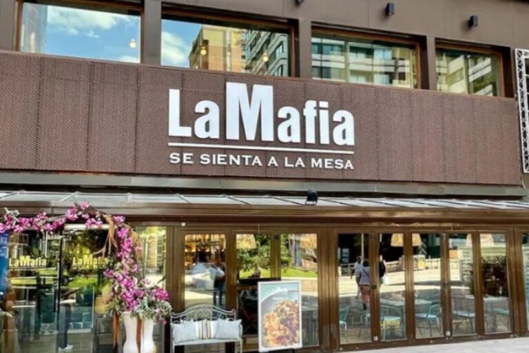 Italia logra anular la marca ‘La Mafia se sienta a la mesa’ y obliga a la cadena a cambiar de nombre