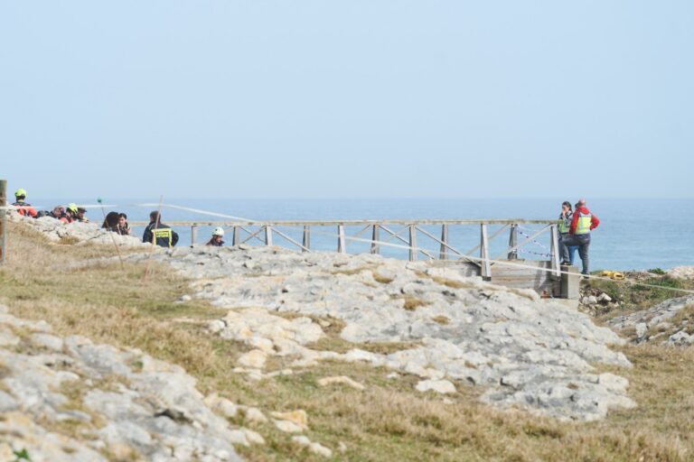 El 112 trasladó a la Policía Local el aviso del mal estado de la pasarela de Santander un día antes de la tragedia