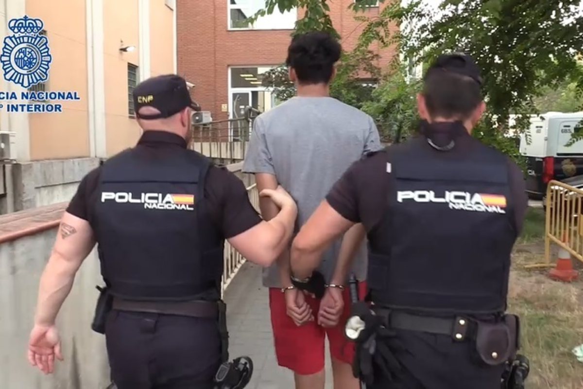 La guerra interna entre los Trinitarios tras el golpe policial a su cúpula desata el caos en el madrileño barrio de Vallecas