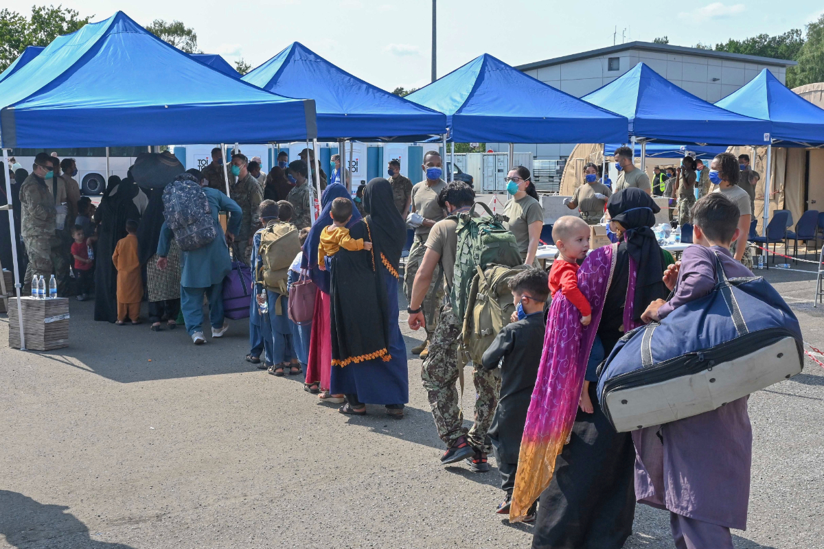 Más de 500 afganos llevan a Alemania a los tribunales para forzar su entrada en el país