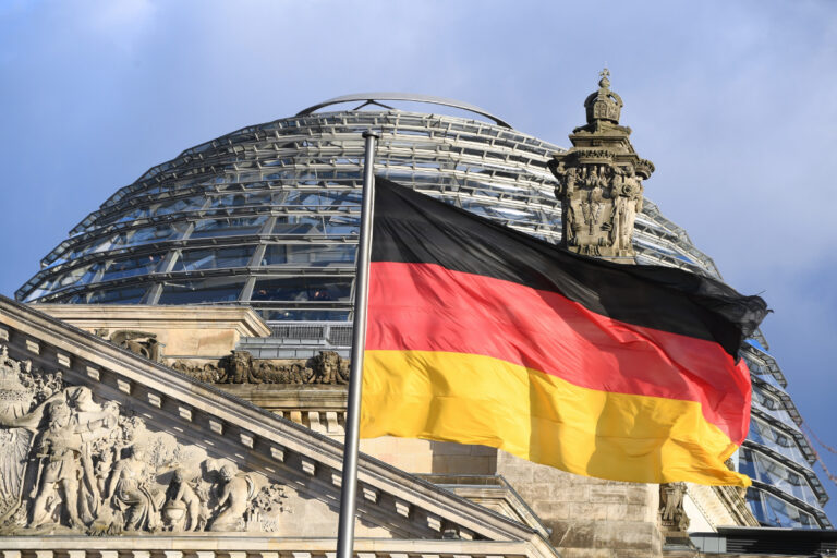 Alemania condena a cuatro inmigrantes —dos libaneses, un egipcio y un neerlandés— por colaborar con Hamás y ocultar arsenales en Europa para posibles atentados