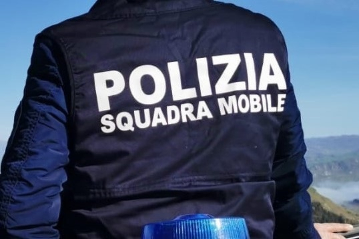 Detenido en Reggio Emilia (Italia) un marroquí acusado de planear un ataque con cuchillo en nombre de Estado Islámico