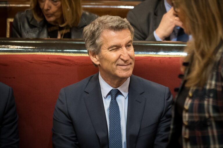 El PP vuelve a rechazar la propuesta de VOX para impedir que el arraigo evite la expulsión de inmigrantes reincidentes