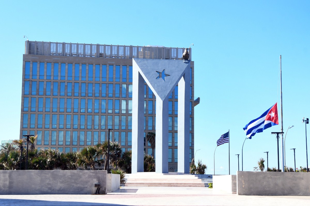 La Fiscalía de Cuba acusa de terrorismo a seis personas que fueron capturadas en una lancha rápida la semana pasada cerca de las costas de la isla
