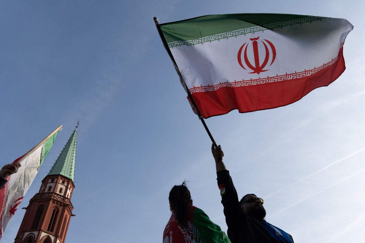 Investigan posibles vínculos del régimen iraní con el atentado con bomba contra la embajada de EEUU en Oslo