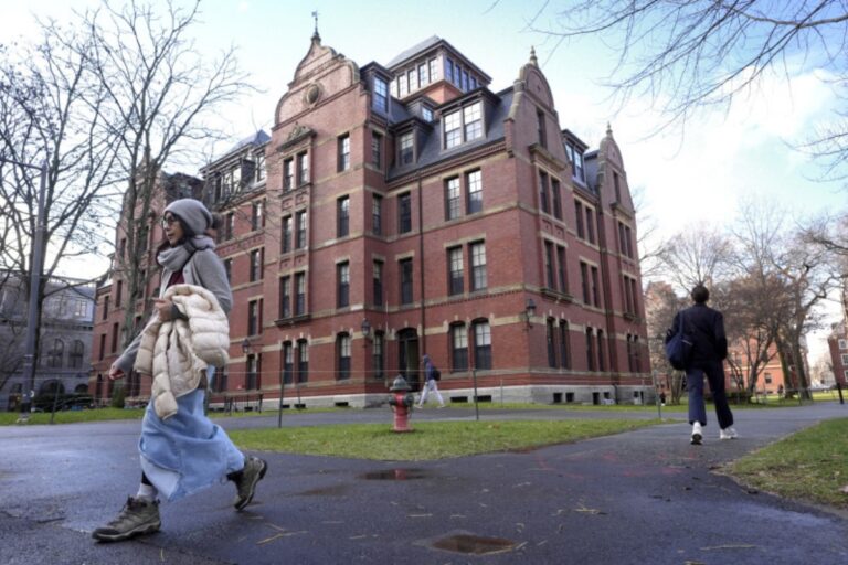 El Departamento de Justicia de EEUU demanda a la Universidad de Harvard por prácticas antisemitas