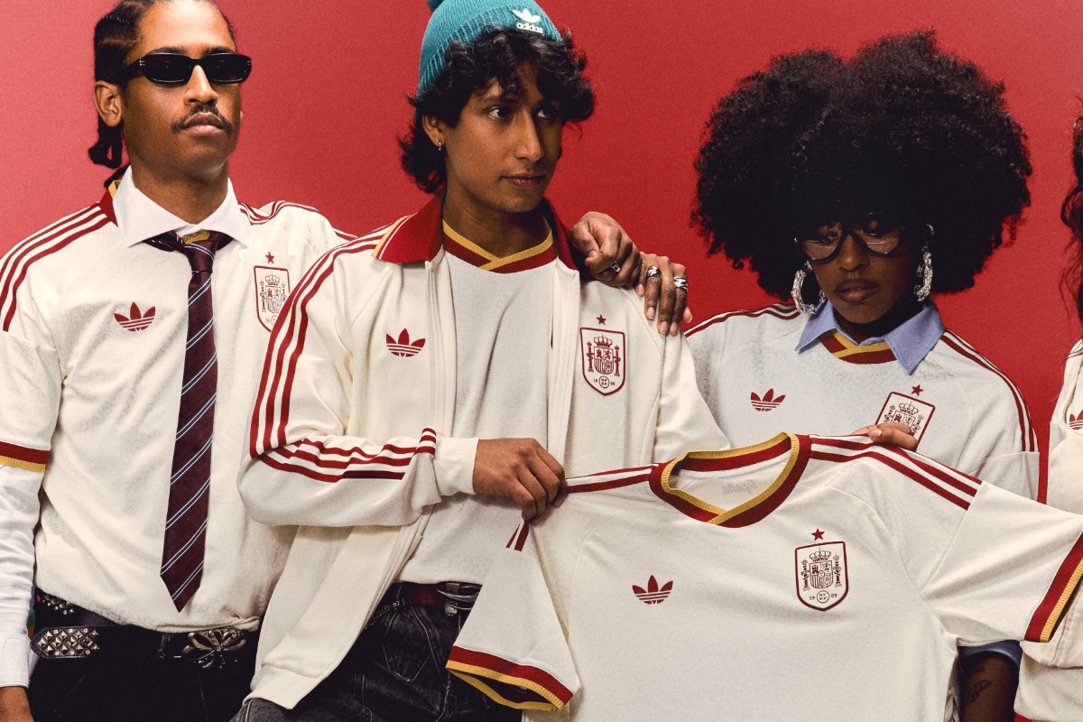 Adidas elimina la presencia de españoles en la campaña de la selección y promociona la nueva camiseta con modelos negros y árabes