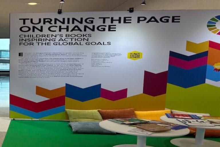 La ONU reparte libros sobre ideología de género, vientres de alquiler y poligamia en una feria para niños en Nueva York