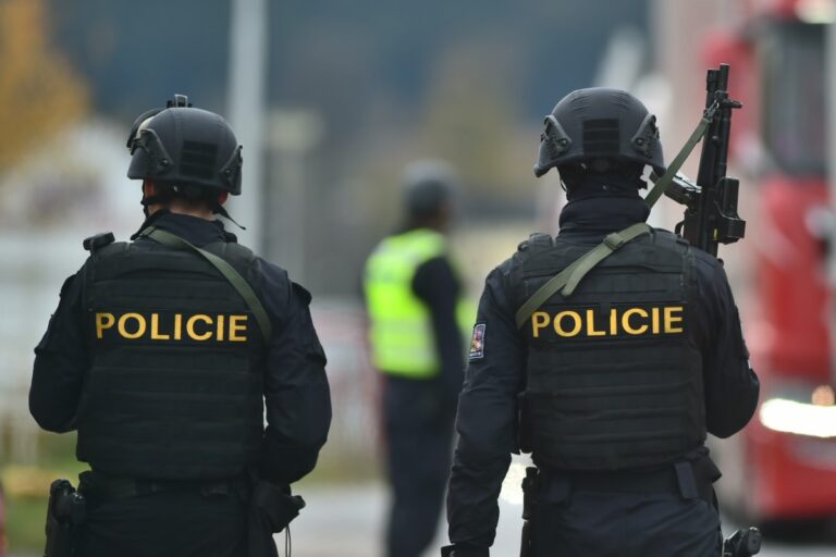 República Checa investiga como «atentado terrorista» el ataque a una empresa de defensa israelí