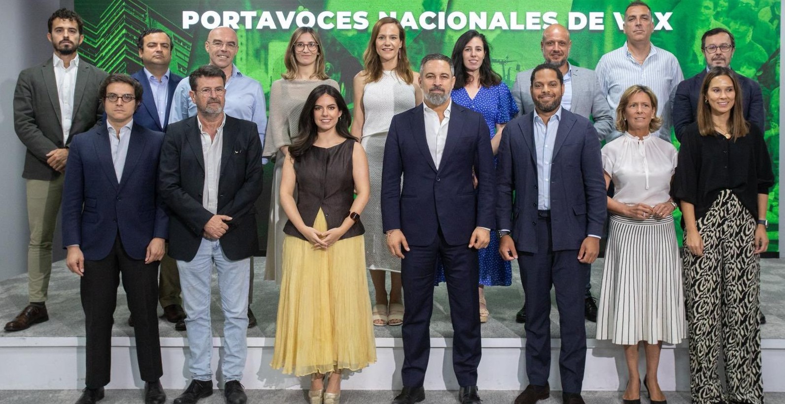 Seguridad en las calles, fin de la sustitución demográfica, fin del despilfarro, bajadas masivas de impuestos, rechazo al Pacto Verde y a Mercosur… VOX recuerda sus medidas para llegar a acuerdos con el PP