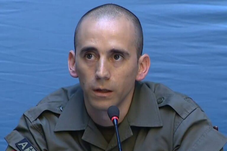 Un gendarme argentino que fue apresado por el régimen chavista confirma que los detenidos políticos de Venezuela sufren torturas