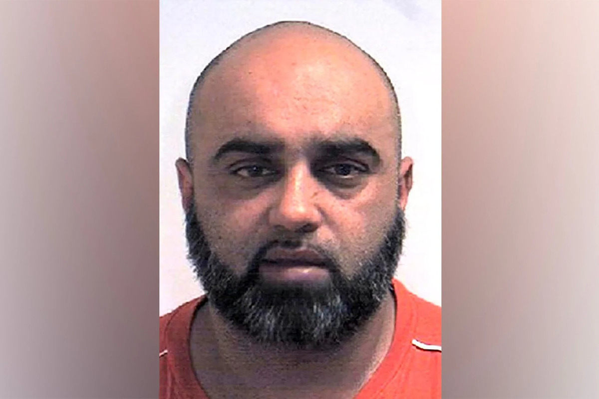 El líder de la banda de acoso sexual pakistaní de Rotherham es liberado pese a violar a 15 niñas durante una década