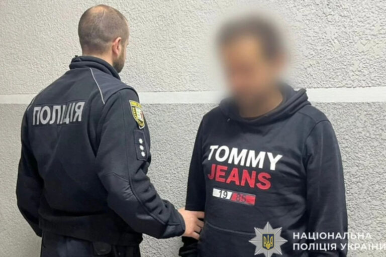 Detenido en Ucrania un turco de 49 años por violar a una menor de 16 a la que engañó durante meses con un perfil falso en una web de citas